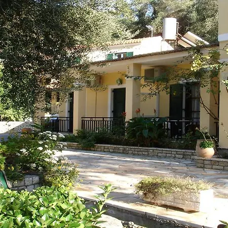Katerina ליאפאדס